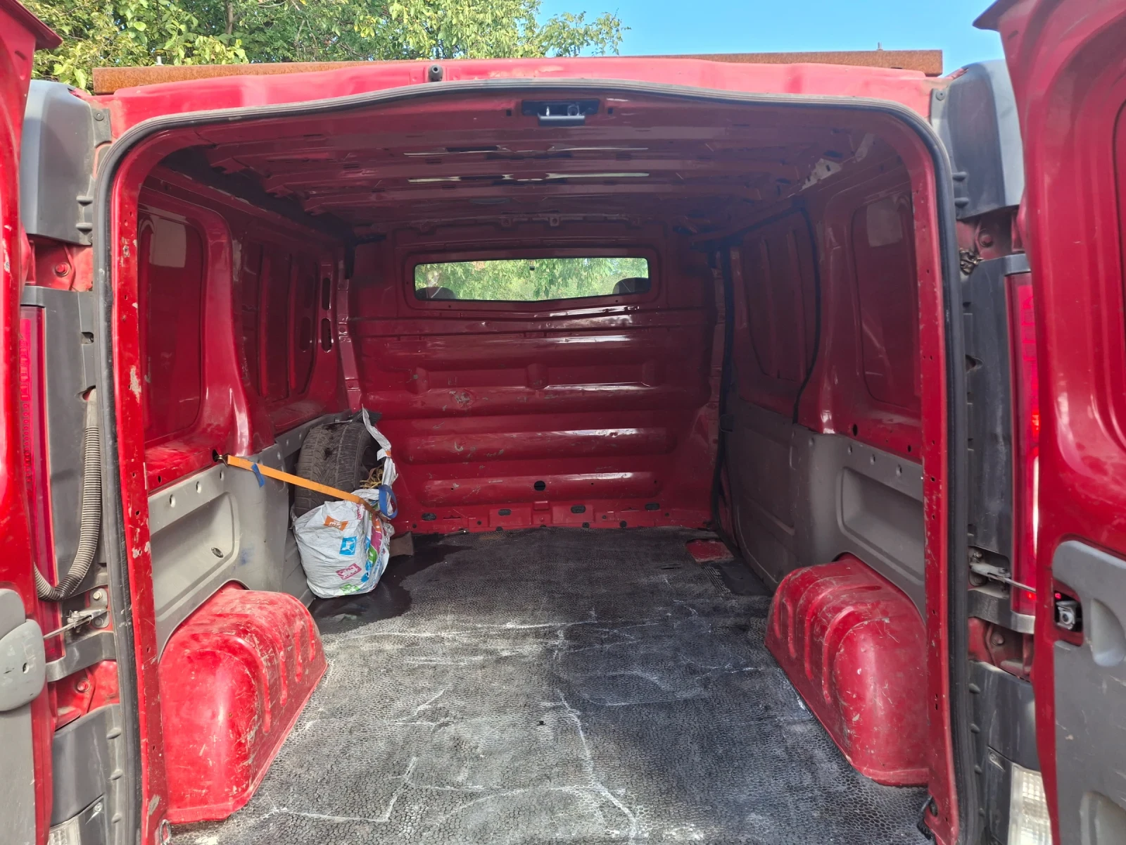 Renault Trafic Дизел, снимка 5 - Бусове и автобуси - 56243324