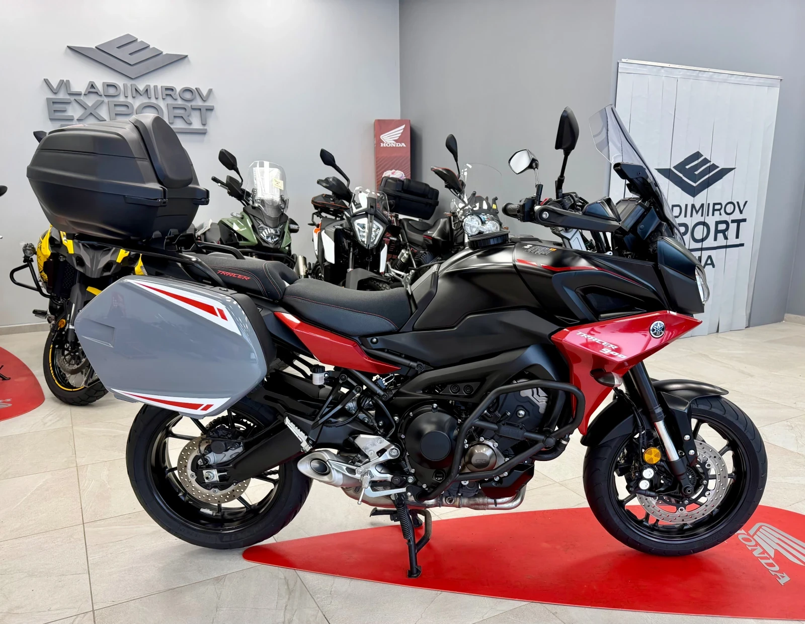 Yamaha Mt-09 Tracer 2020 , снимка 3 - Мотоциклети и мототехника - 55011485