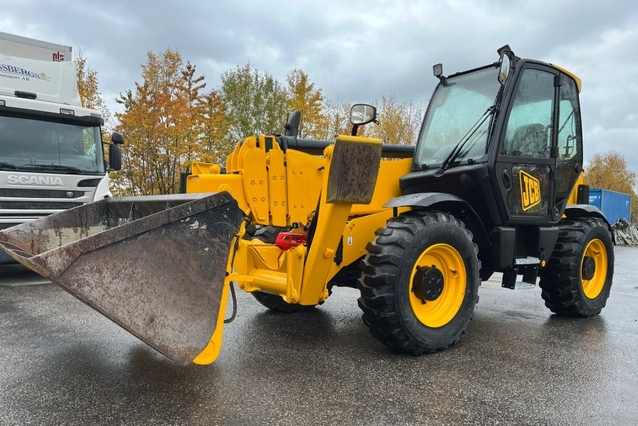 Телескопични товарачи JCB 540-170, снимка 4 - Индустриална техника - 55323716