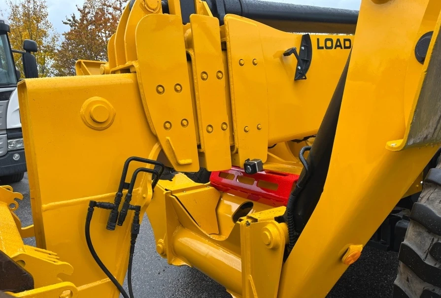 Телескопични товарачи JCB 540-170, снимка 7 - Индустриална техника - 55323716
