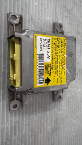     Airbag  /  /  a Mitsubishi Pajero - MN141559 / W2T62871