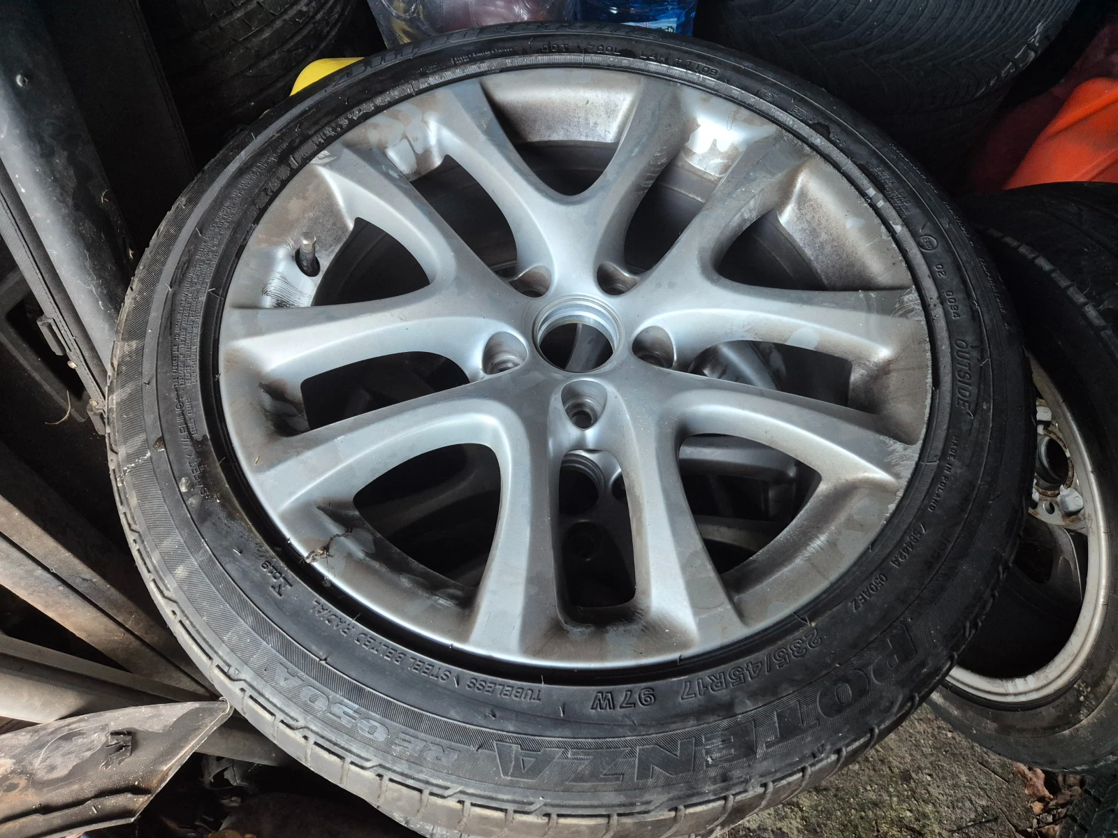 ���� � ������ 235/45R17 �� VW Scirocco | Mobile.bg � ����������� 4