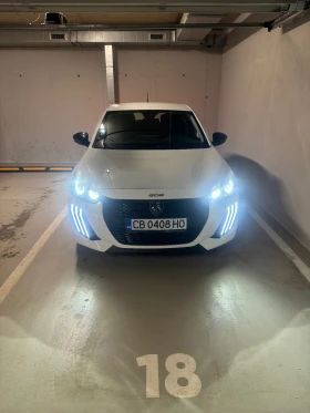 Peugeot 208  2025 / 16 000 км / Гаранция / 1.2 100 к.с /ЛИЗИНГ, снимка 5
