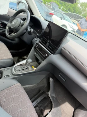 Toyota Yaris Cross 1.5i HEV  10000KM, снимка 5