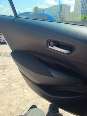 Toyota Corolla 1.6 бензин, снимка 11