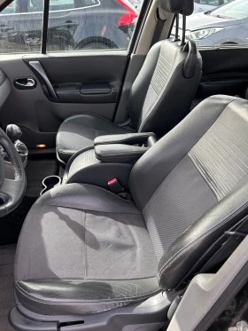 Renault Grand scenic 2.0i EURO 3 ЛИЗИНГ, снимка 11