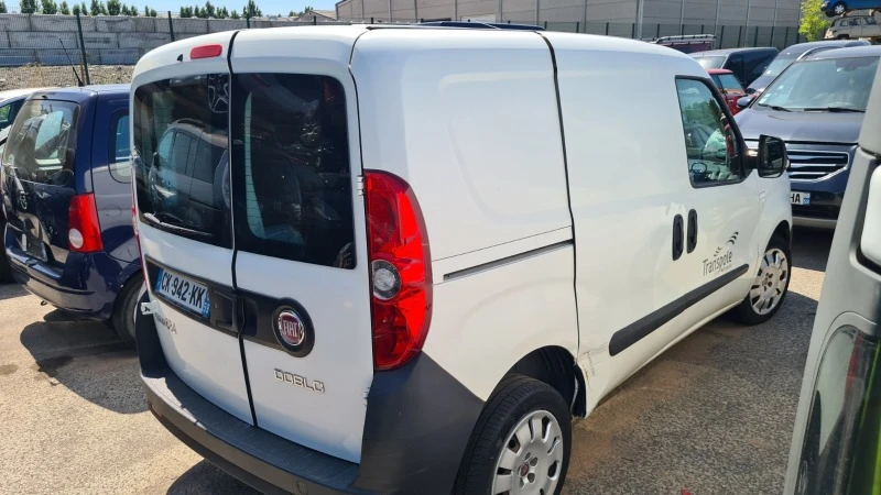 Fiat Doblo 1.4 TJET, снимка 8 - Автомобили и джипове - 37662603