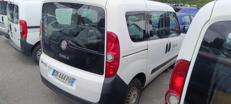 Fiat Doblo 1.4 TJET, снимка 17 - Автомобили и джипове - 48320171