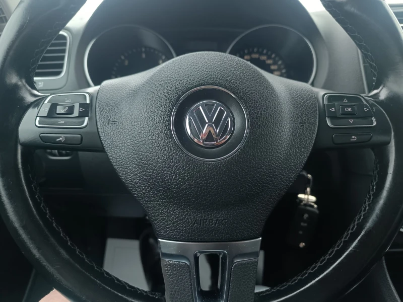 VW Golf АВТОМАТИК 2.0TDI, снимка 13 - Автомобили и джипове - 48963922