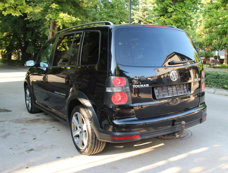 VW Touran CROSS  2.0 TDI   6+ 1 МЕСТА   НОВ ВНОС  ЛИЗИНГ, снимка 7 - Автомобили и джипове - 52037522
