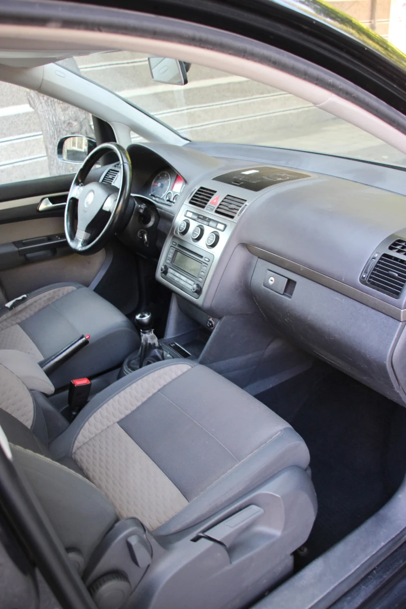VW Touran CROSS  2.0 TDI   6+ 1 МЕСТА   НОВ ВНОС  ЛИЗИНГ, снимка 10 - Автомобили и джипове - 52037522