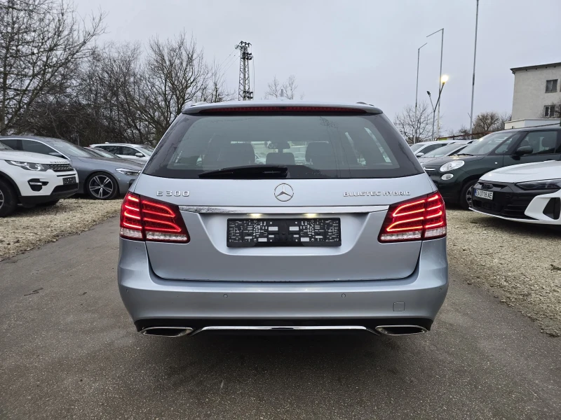 Mercedes-Benz E 300 2.2d 204к.с хибрид Топ състояние , снимка 6 - Автомобили и джипове - 51433032