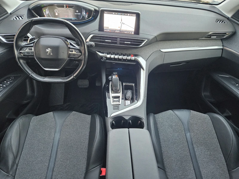 Peugeot 3008 1.5d (130hp) AT/NAVI/DISTRONIC, снимка 11 - Автомобили и джипове - 51811664