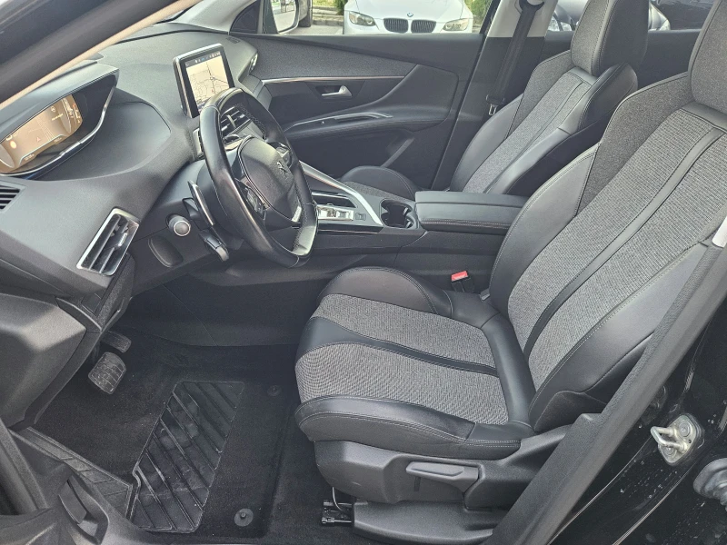 Peugeot 3008 1.5d (130hp) AT/NAVI/DISTRONIC, снимка 10 - Автомобили и джипове - 51811664