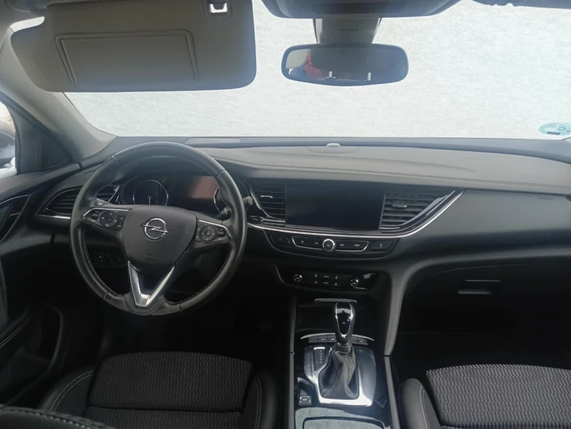 Opel Insignia 2.0 T, снимка 8 - Автомобили и джипове - 52684251