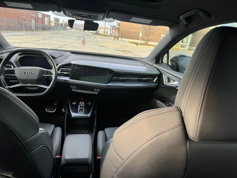 Audi E-Tron * 50 quattro * CARFAX * БЕЗ ПЪРВОНАЧАЛНА ВНОСКА, снимка 8 - Автомобили и джипове - 53111338