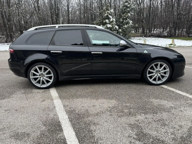 Alfa Romeo 159 sportwagon TI* 1.9Jtd* FULL* TOP* Обслужена* Бартер* Лизинг, снимка 3 - Автомобили и джипове - 53445978