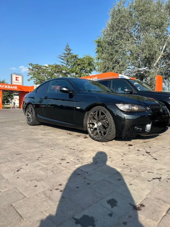 BMW 330, снимка 3 - Автомобили и джипове - 53209041