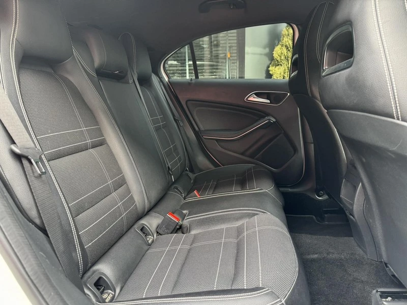 Mercedes-Benz A 200 CDI, снимка 14 - Автомобили и джипове - 53604231