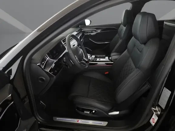 Audi S8 Quattro = Black Optic Plus = Гаранция, снимка 7 - Автомобили и джипове - 53971255