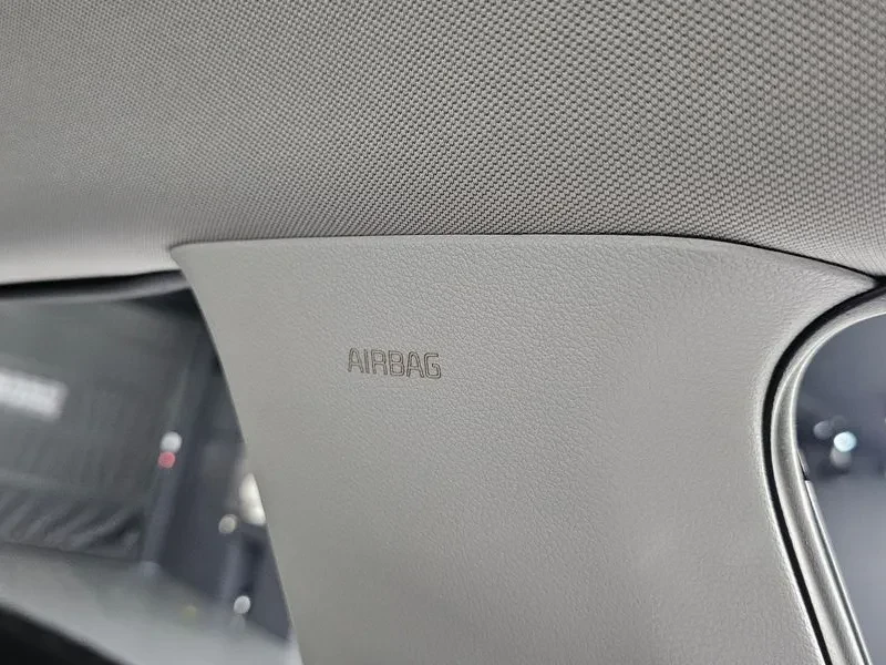 Kia K5 2.0 LPG, снимка 17 - Автомобили и джипове - 56304835