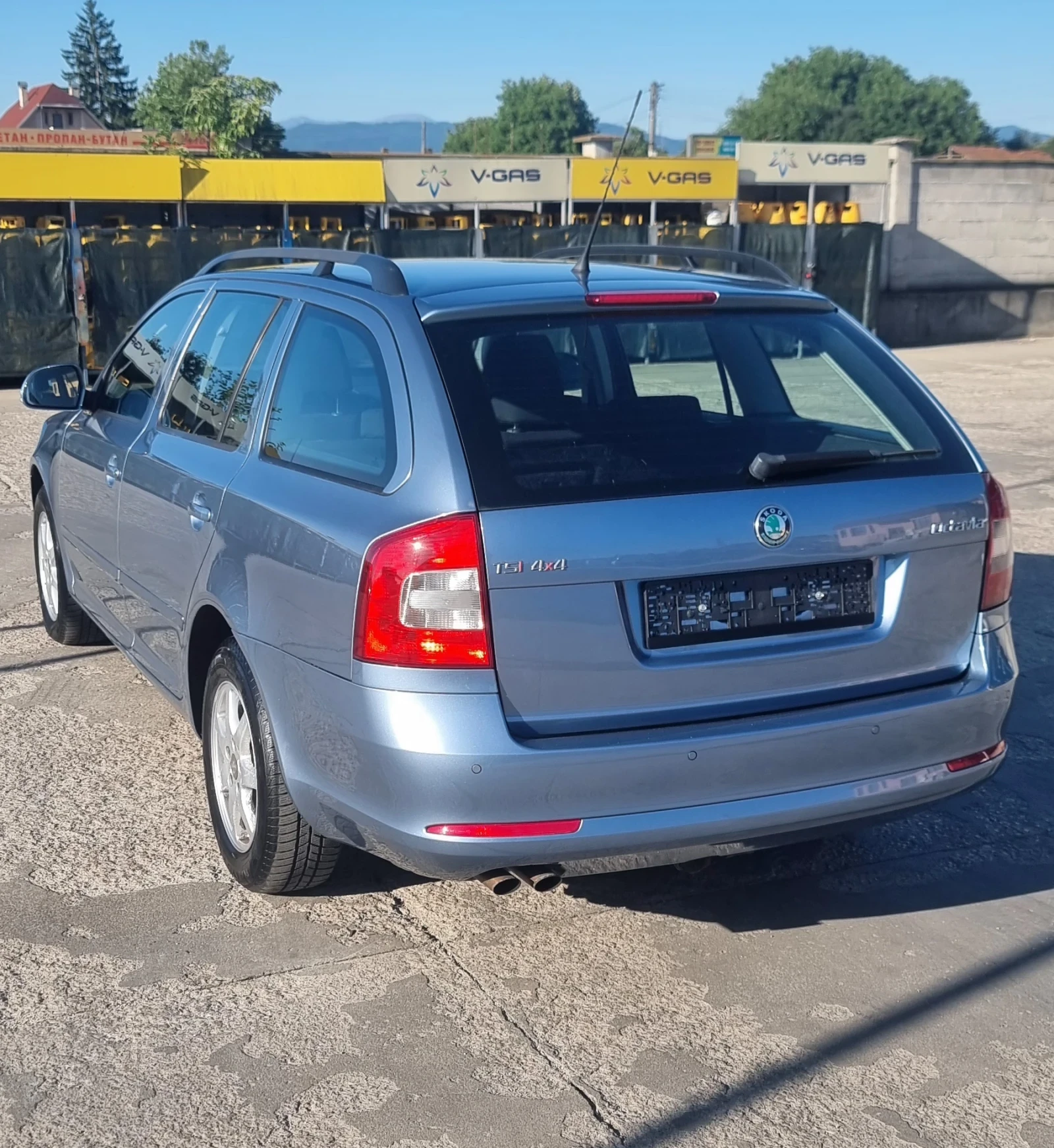 Skoda Octavia 1.8 TSI, 160к.с. 4х4 Швейцария ТОП - изображение 7