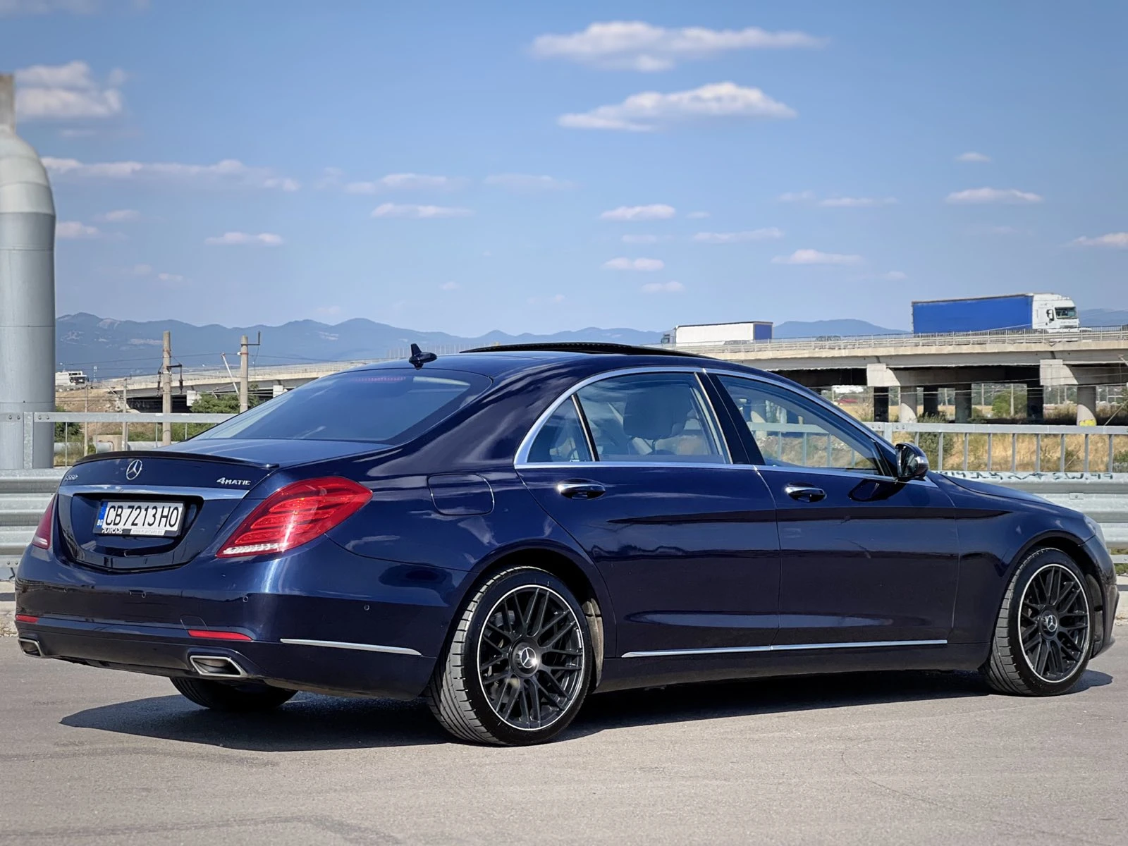 Mercedes-Benz S 550 4MATIC* КАСКО* РЕАЛНИ КМ* ПЕРФЕКТНА - изображение 4