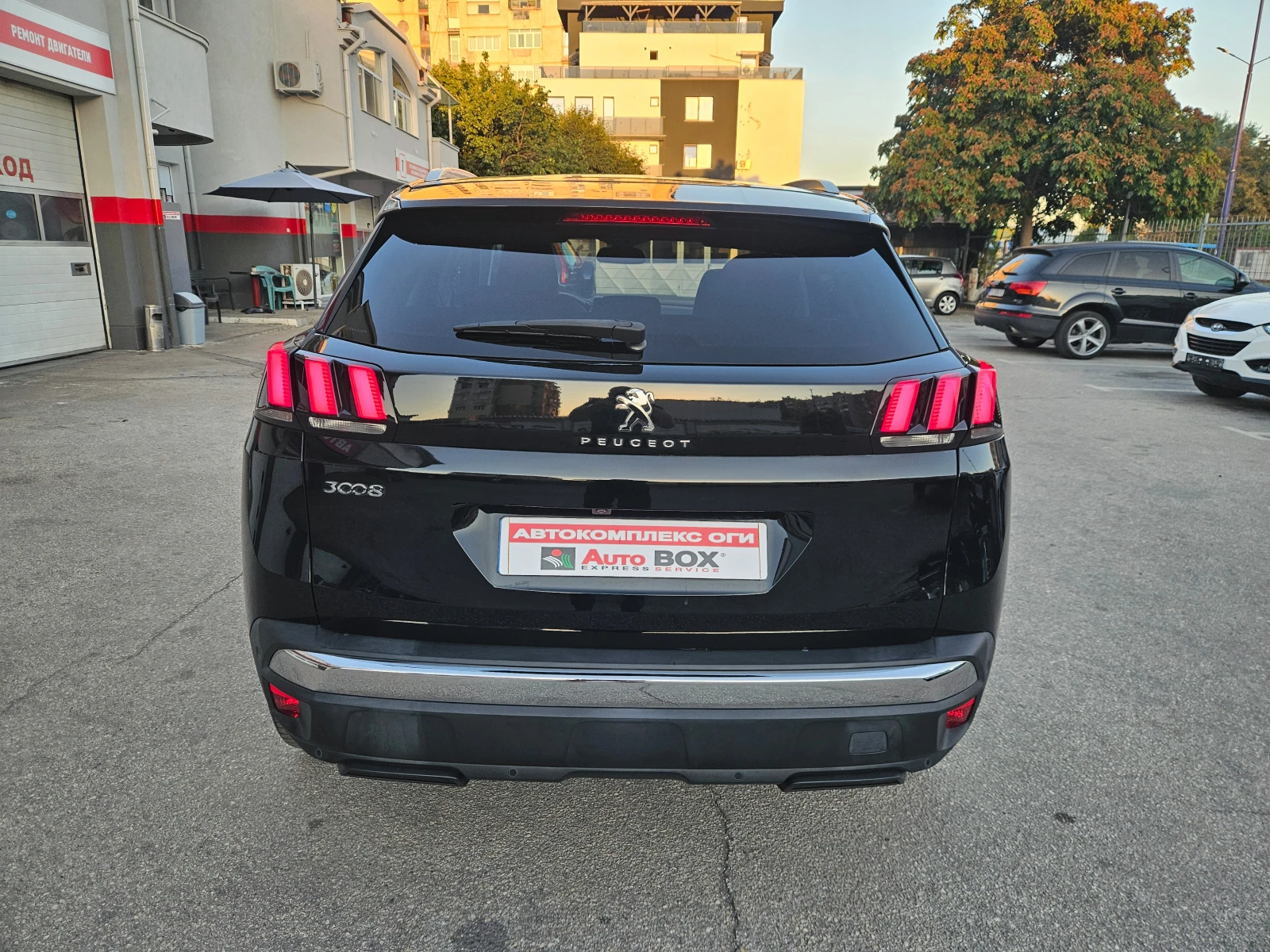 Peugeot 3008 1.5d (130hp) AT/NAVI/DISTRONIC - изображение 4