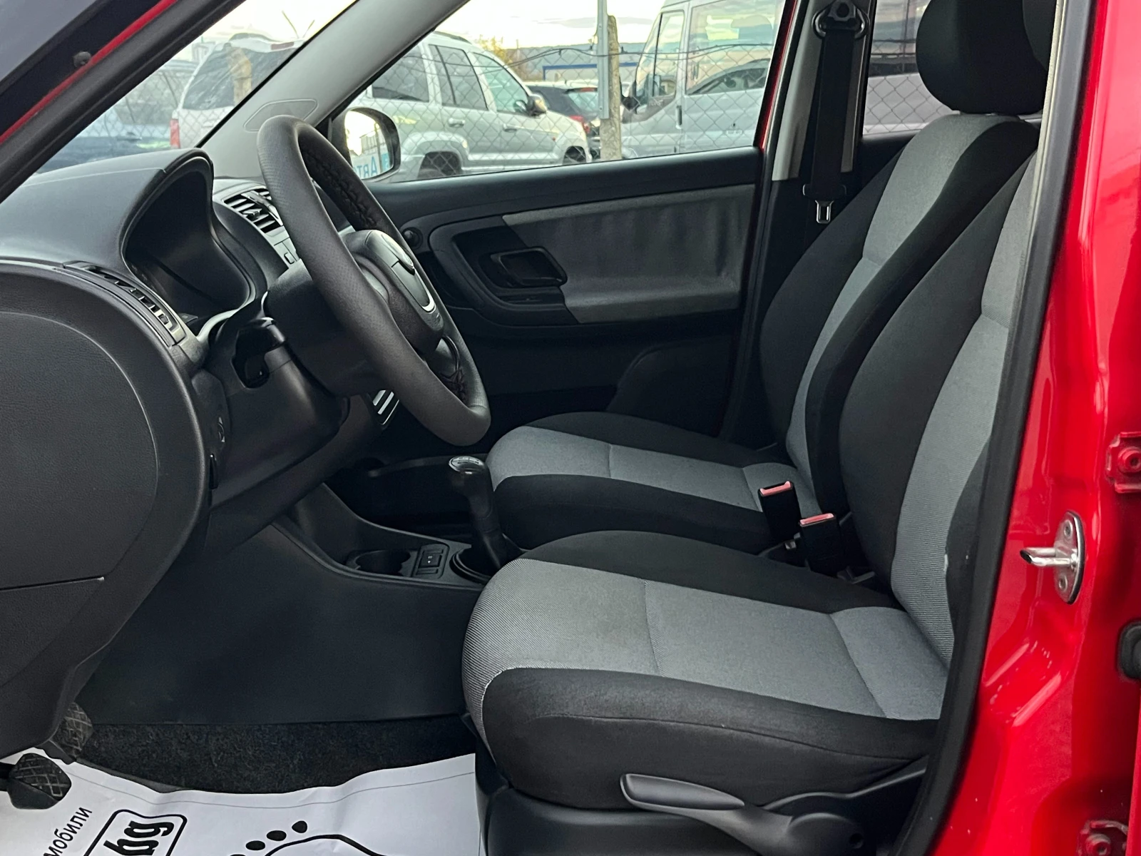 Skoda Fabia 1.2 i | Mobile.bg   14