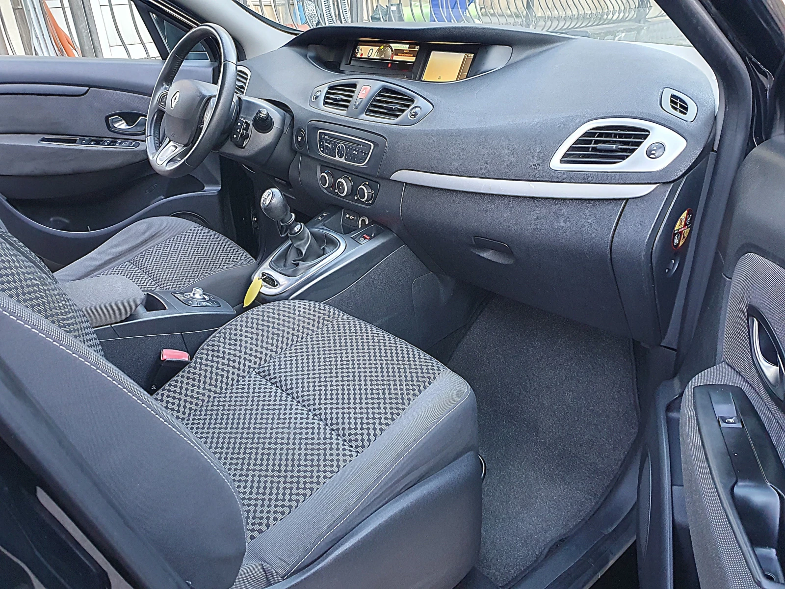 Renault Scenic 1.5DCI 110k.s.   ! | Mobile.bg   12