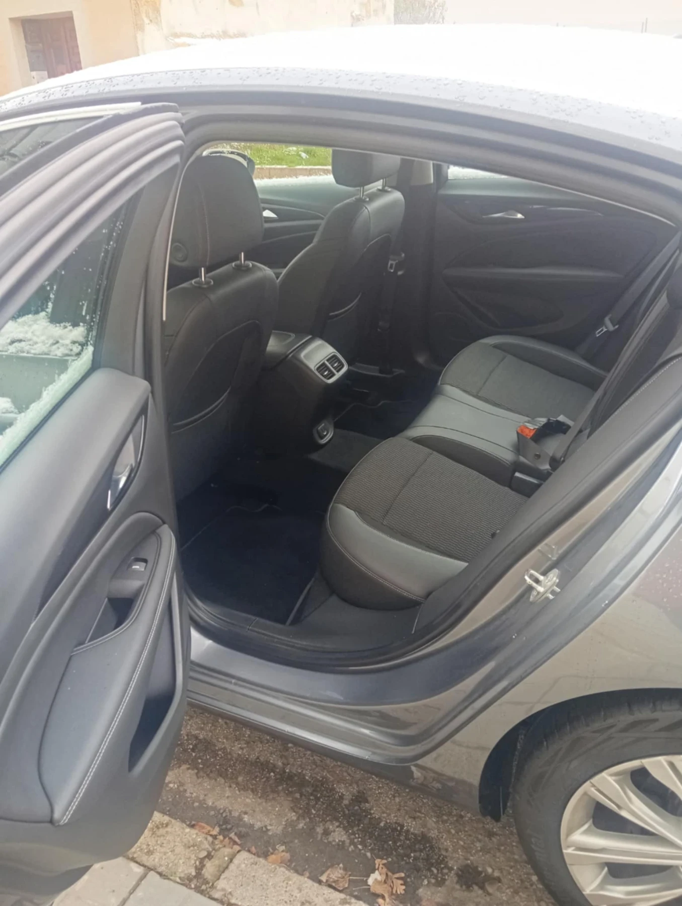 Opel Insignia 2.0 T - изображение 7