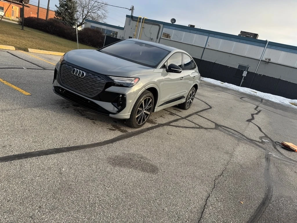 Audi E-Tron * 50 quattro * CARFAX * БЕЗ ПЪРВОНАЧАЛНА ВНОСКА - изображение 2