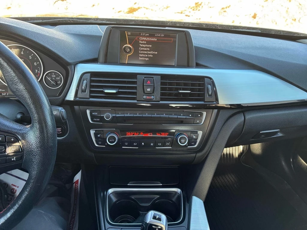 BMW 320 * 320i xDrive * CARFAX * ���� �� �� | Mobile.bg � ����������� 9