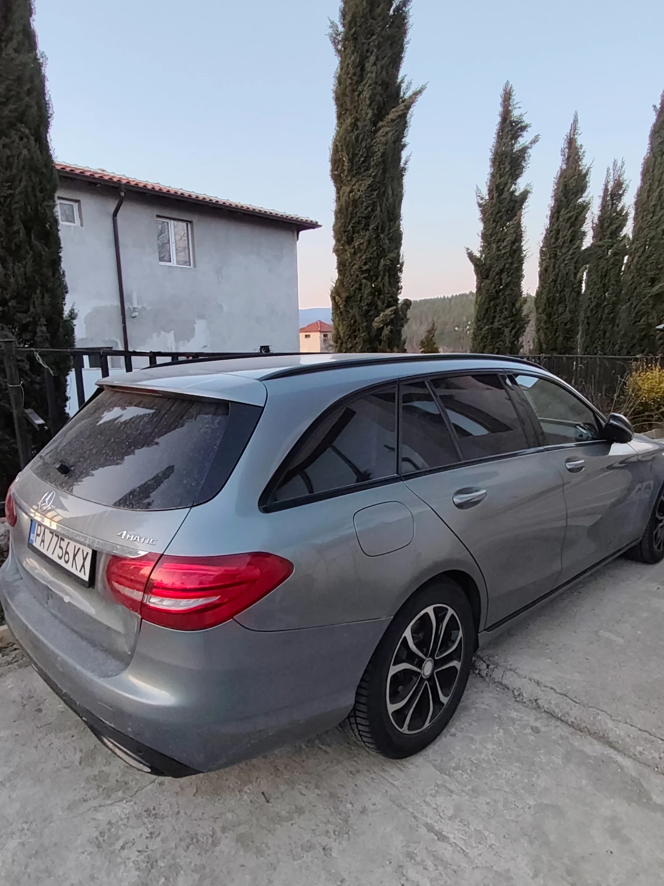 Mercedes-Benz 220 4 matik, снимка 11 - Автомобили и джипове - 53817136