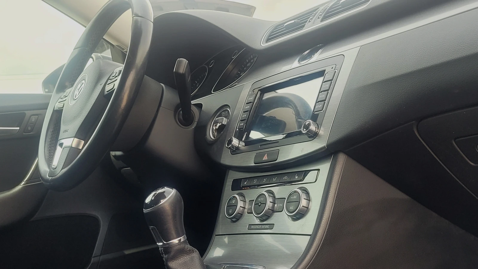 VW Passat 238хкм-Germany-Топ състояние-Пълна история, снимка 12 - Автомобили и джипове - 53947871