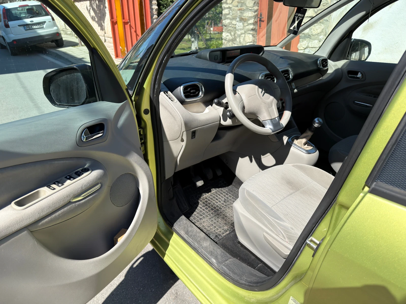 Citroen C3 Picasso 1, 6 HDi EXCLUSIVE  | Mobile.bg � ����������� 5