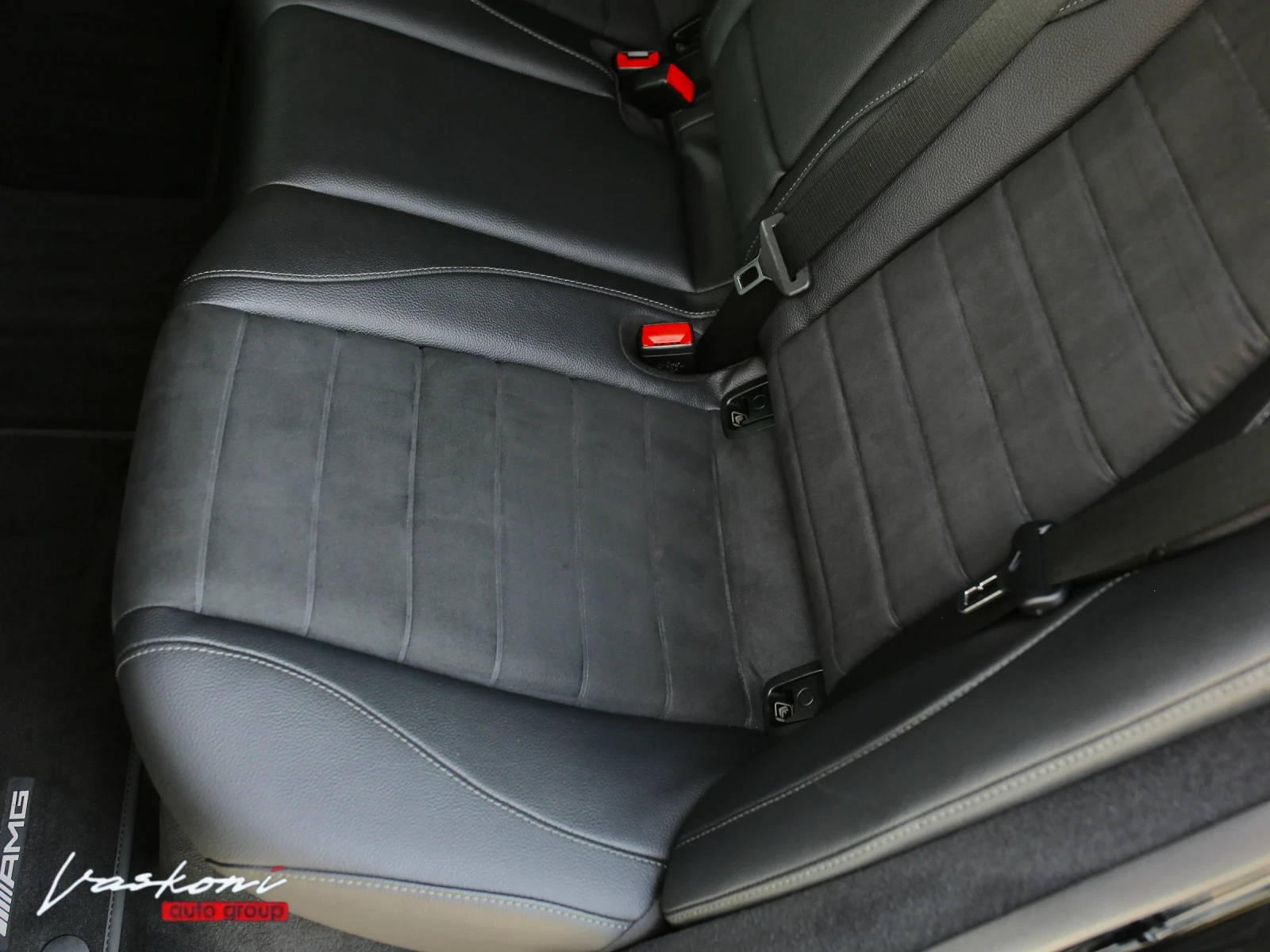 Mercedes-Benz GLE 450 d AMG Line Night Facelift 4MATIC, снимка 16 - Автомобили и джипове - 54421241