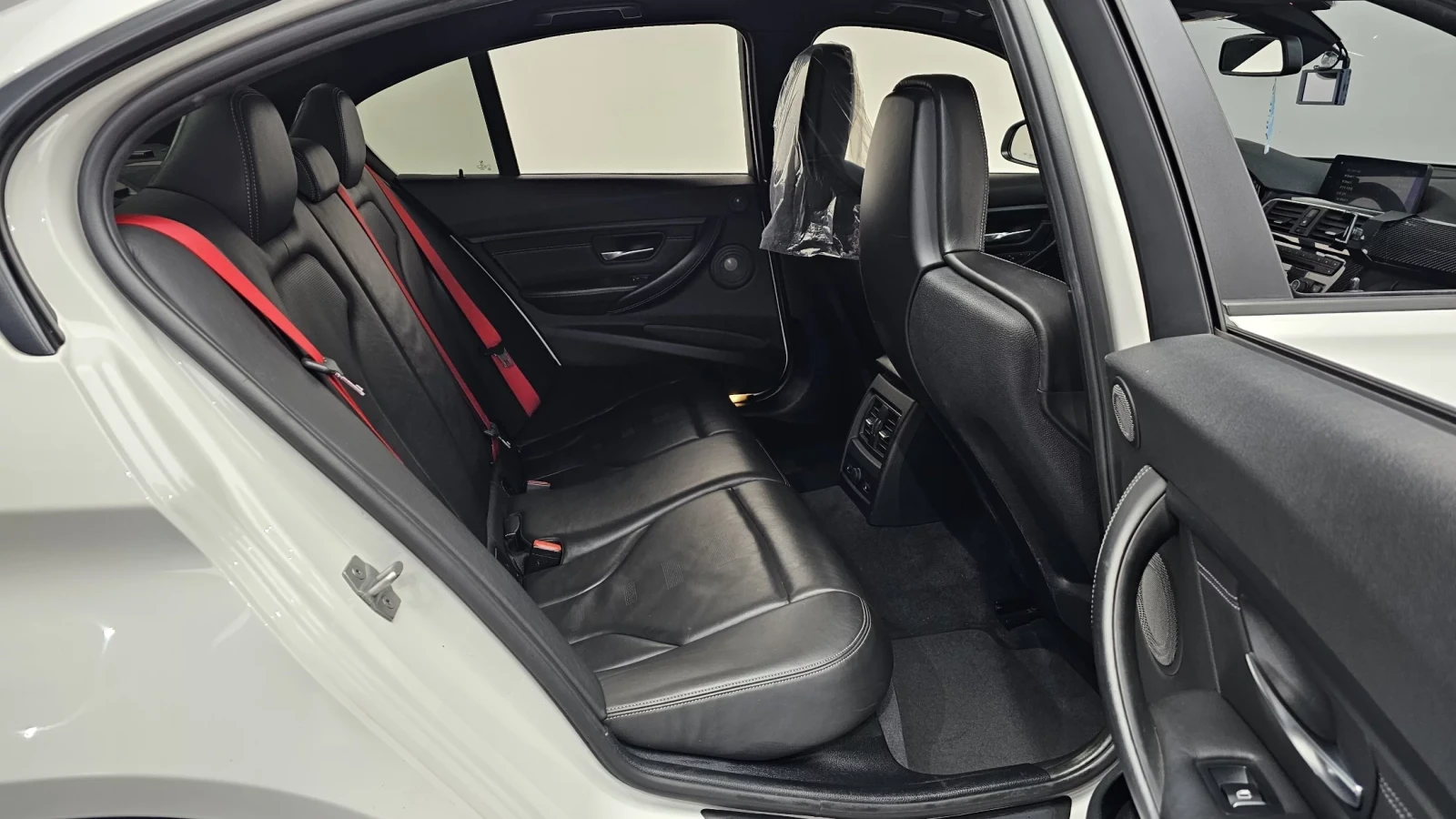 BMW M3 F80 3.0 Twin Turbo / Carfax, снимка 12 - Автомобили и джипове - 54646886