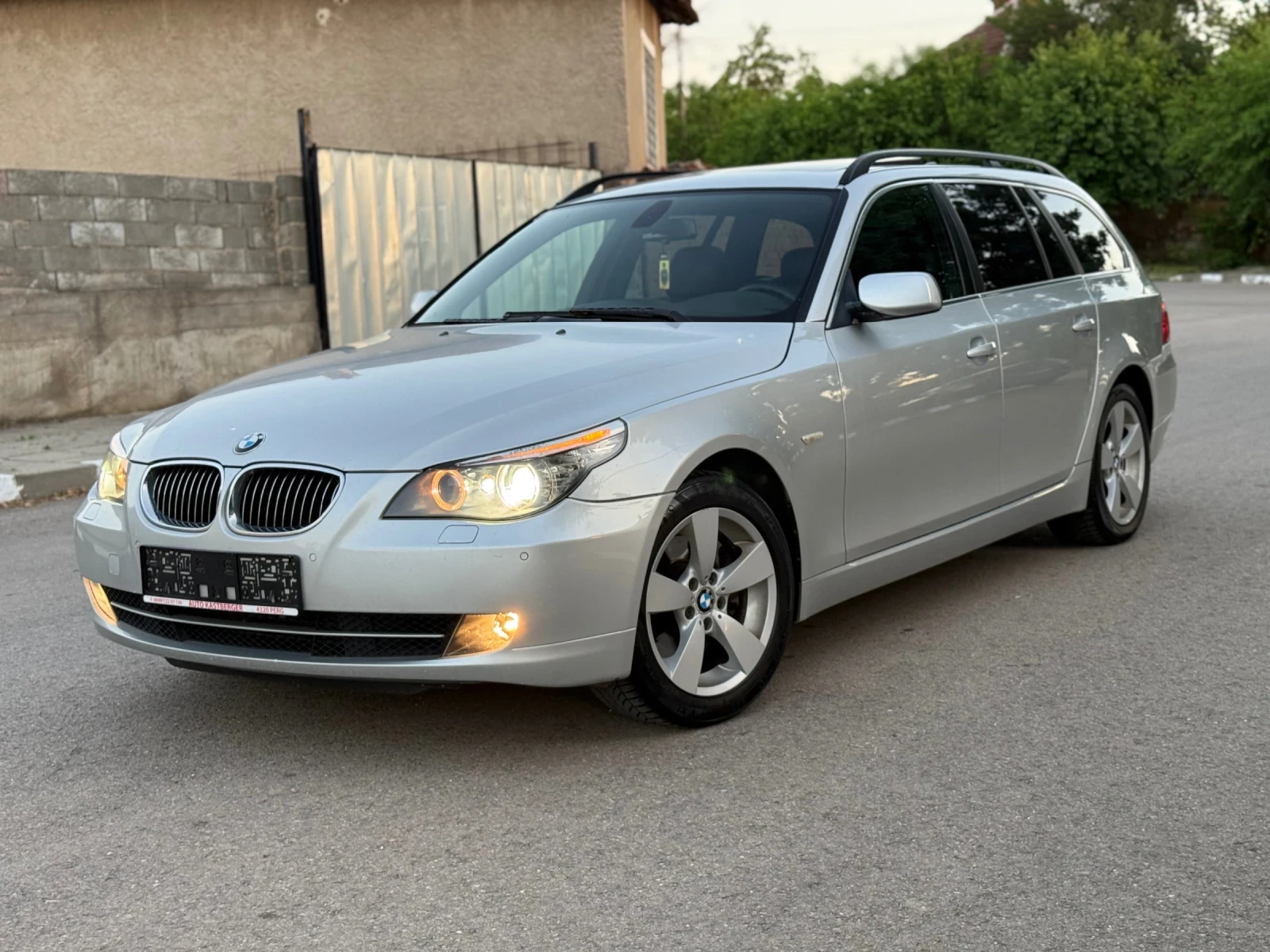 BMW 530 3.0d/235кс~Face