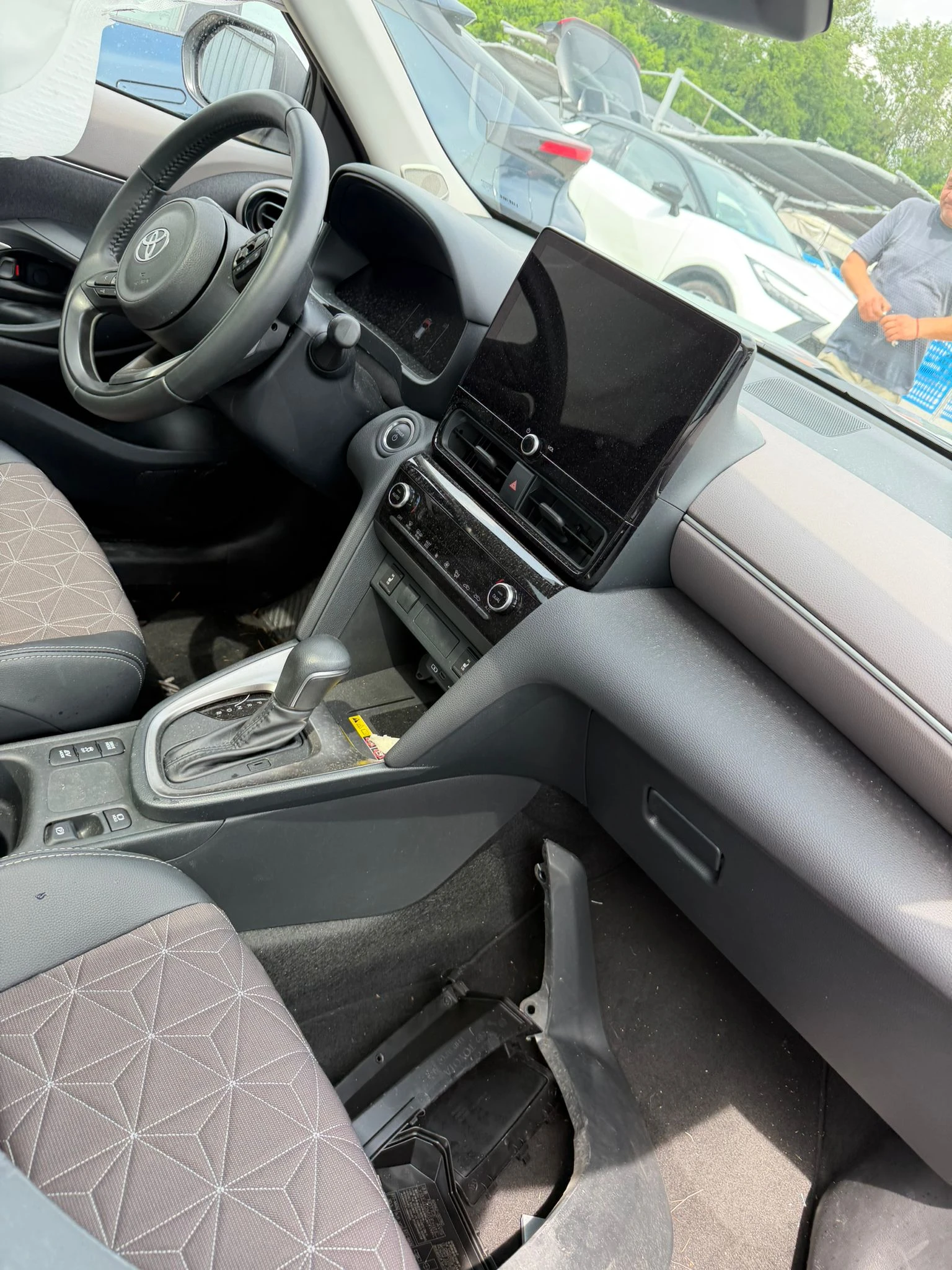 Toyota Yaris Cross 1.5i HEV  10000KM, снимка 5 - Автомобили и джипове - 54790486