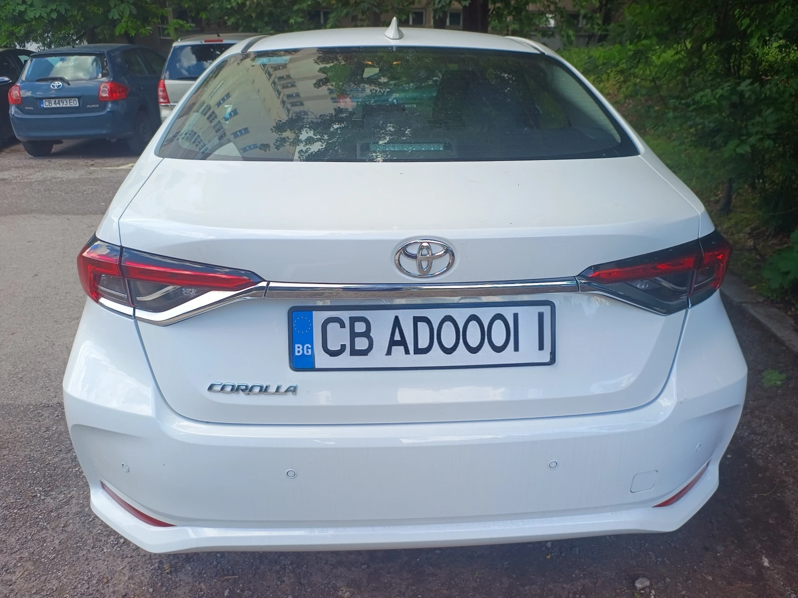 Toyota Corolla 1.6 бензин, снимка 4 - Автомобили и джипове - 54856398
