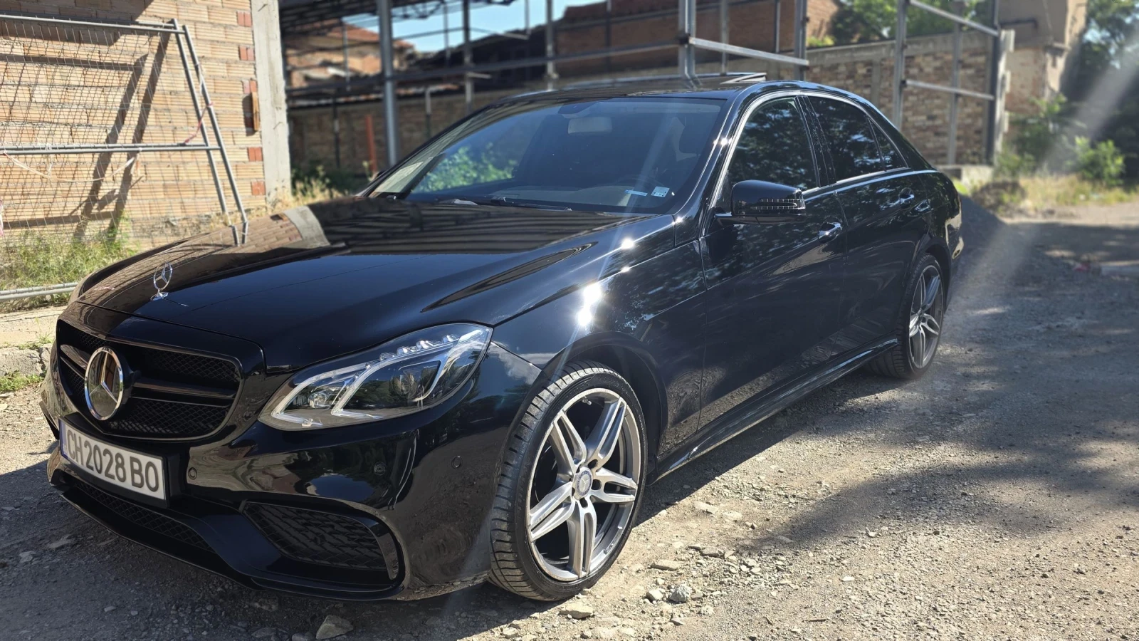 Mercedes-Benz E 200 AMG, снимка 6 - Автомобили и джипове - 54899034
