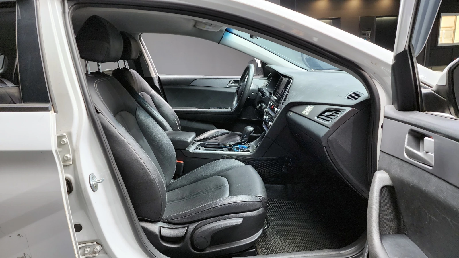 Hyundai Sonata * 2.0* , снимка 10 - Автомобили и джипове - 54919232