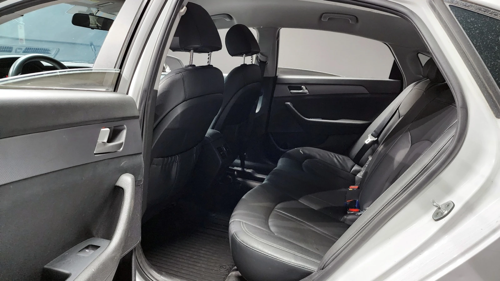 Hyundai Sonata * 2.0* , снимка 12 - Автомобили и джипове - 54919232