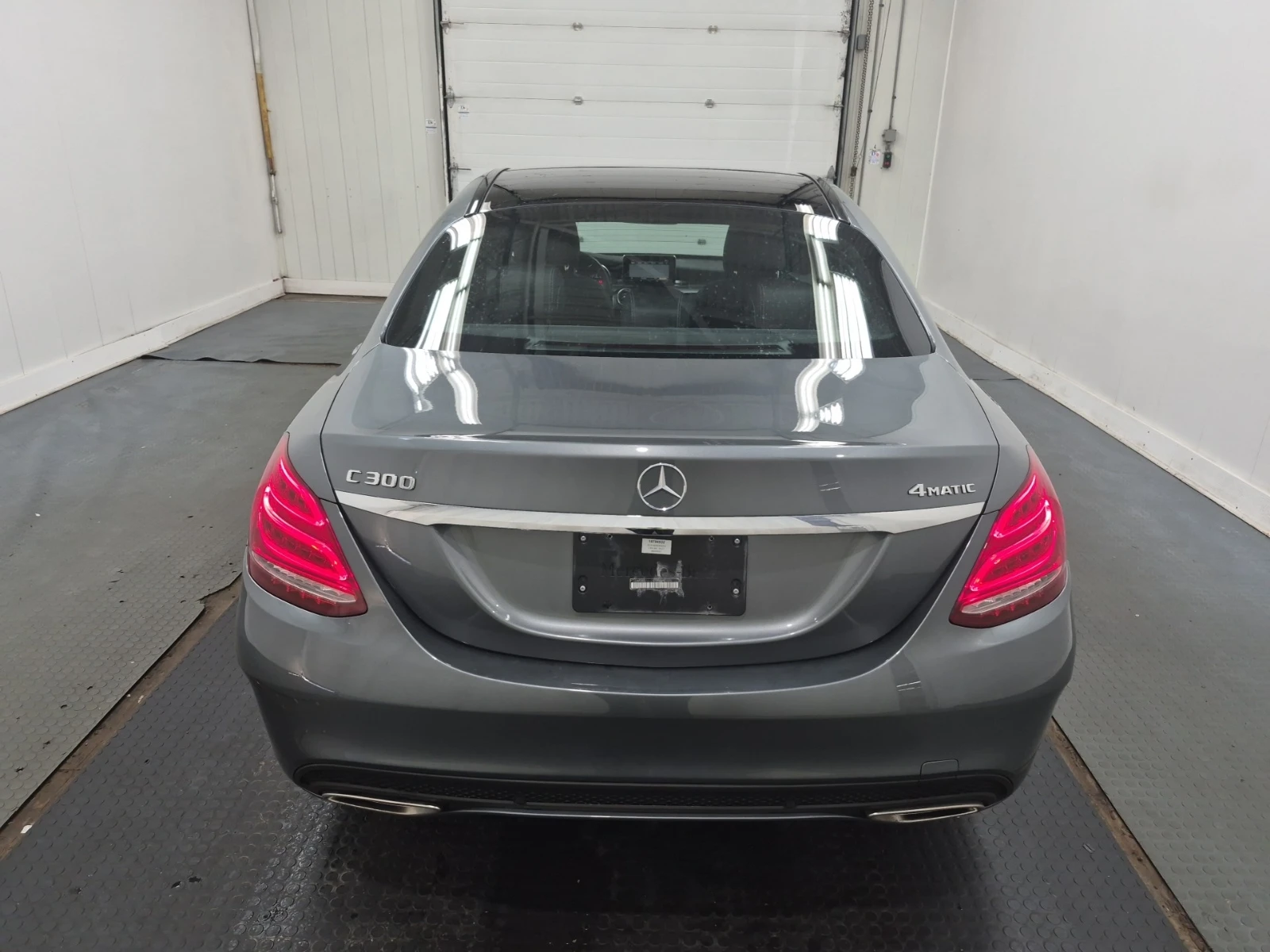 Mercedes-Benz C 300, снимка 6 - Автомобили и джипове - 55017908