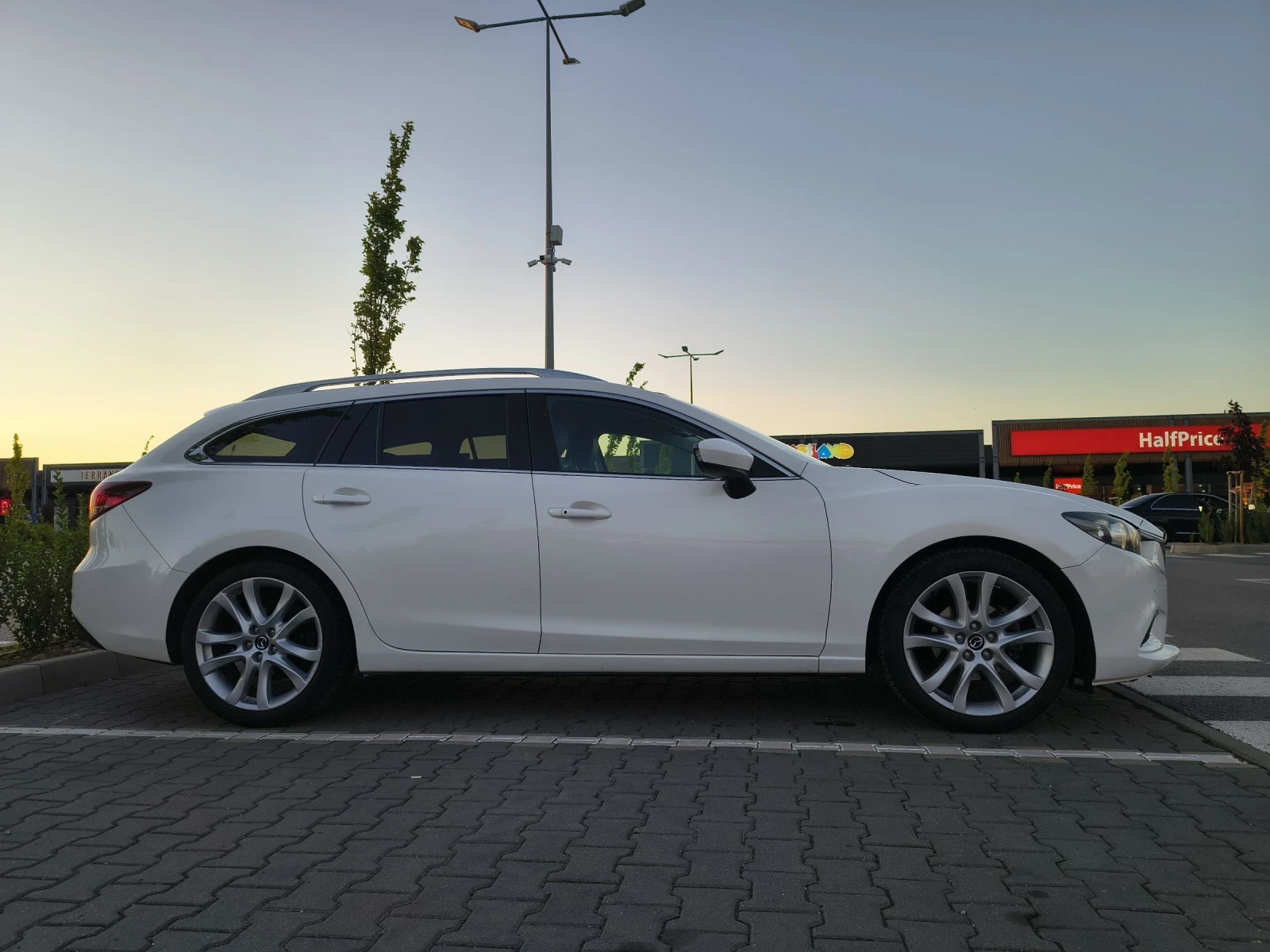 Mazda 6 2.2 DIESEL AUTOMAT CAMERA , снимка 3 - Автомобили и джипове - 55157446