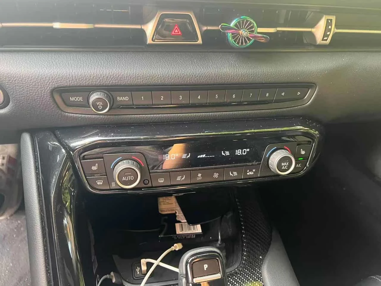 Toyota Supra 3.0  CARFAX, снимка 13 - Автомобили и джипове - 55162076