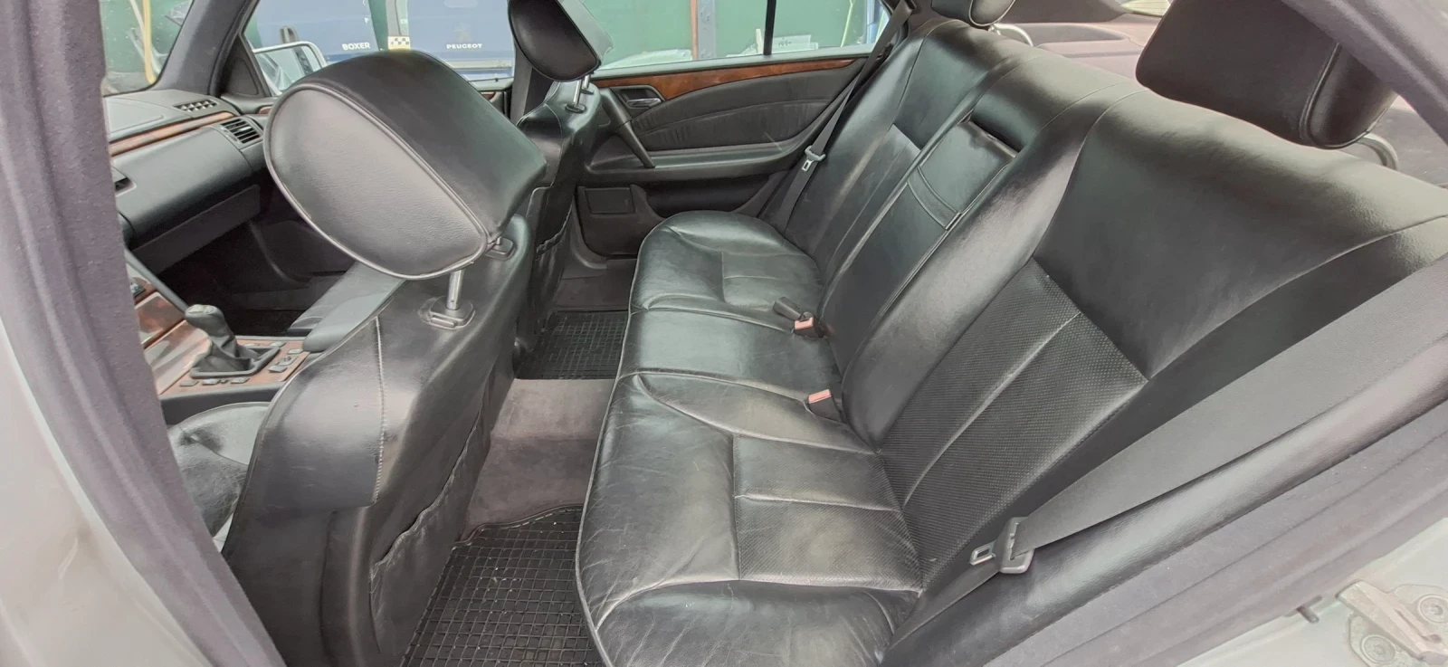 Mercedes-Benz E 250, снимка 7 - Автомобили и джипове - 55222639