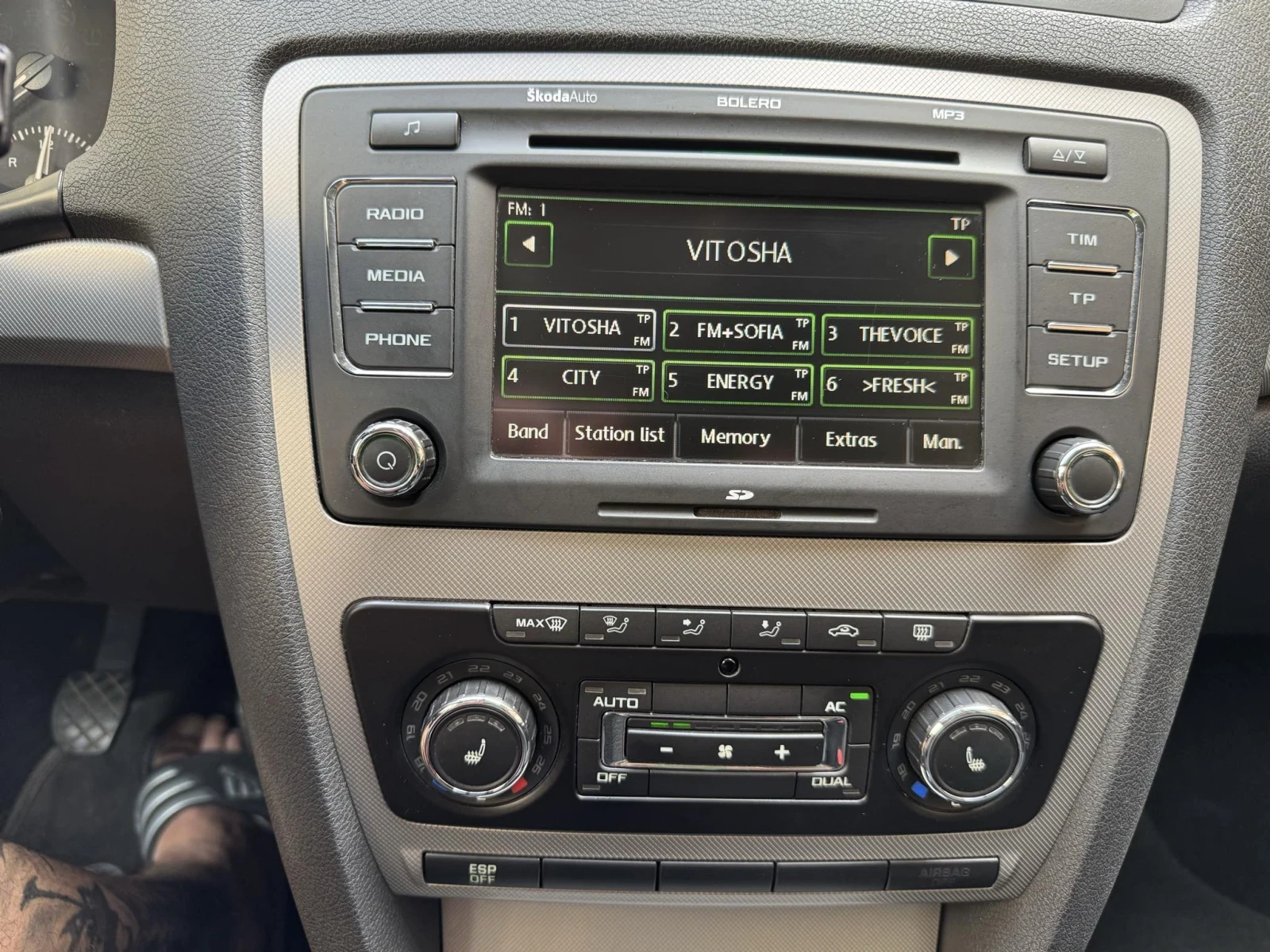 Skoda Octavia 1.9 TDI, снимка 9 - Автомобили и джипове - 55257093