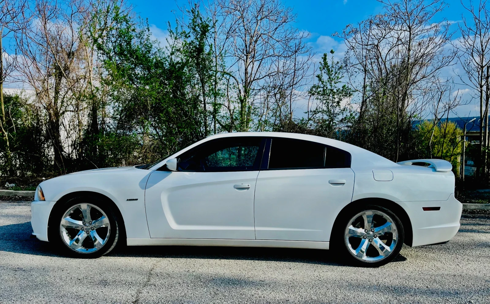 Dodge Charger R/T 5.7, снимка 9 - Автомобили и джипове - 55391561